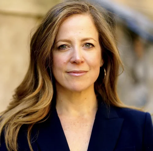 MIRIAM VOGEL